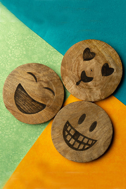 wooden-emoji-coaster-set-of-3-1