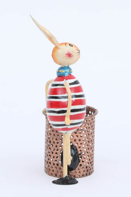 metal-multicolour-hand-painted-rabbit-pen-stand-5