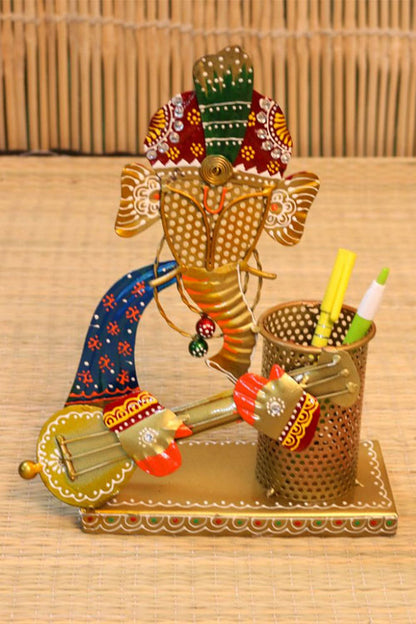 iron-painted-ganesha-pen-stand-1