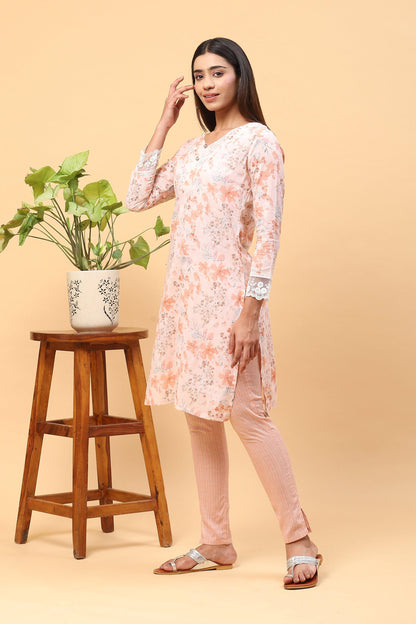 Pihu Crayola Peach Floral Kurta Set