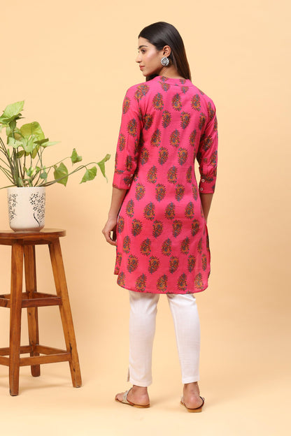 Pihu Floral Magenta Collared Kurta set