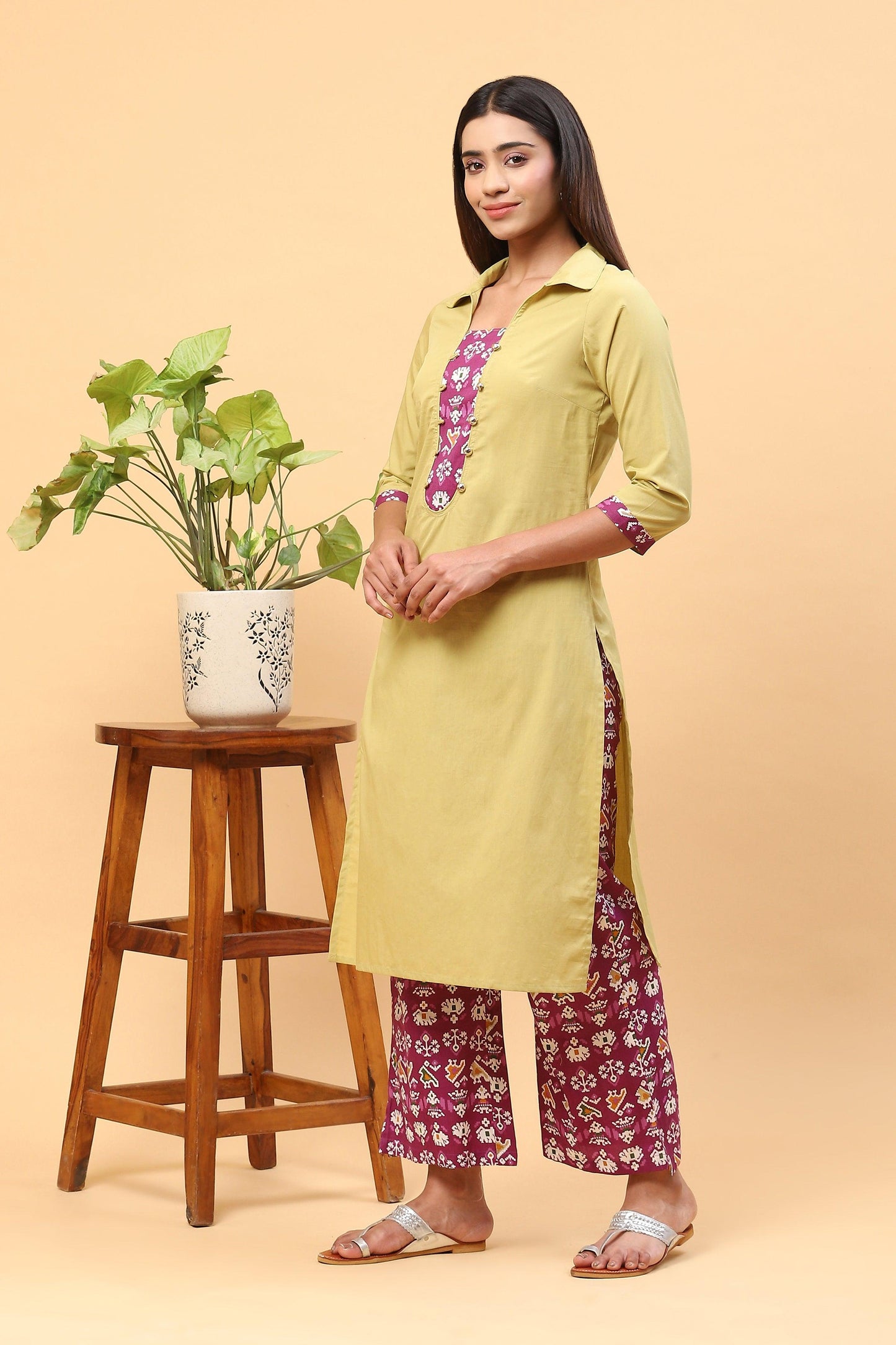 Pihu Tea Green Floral Kurta Set