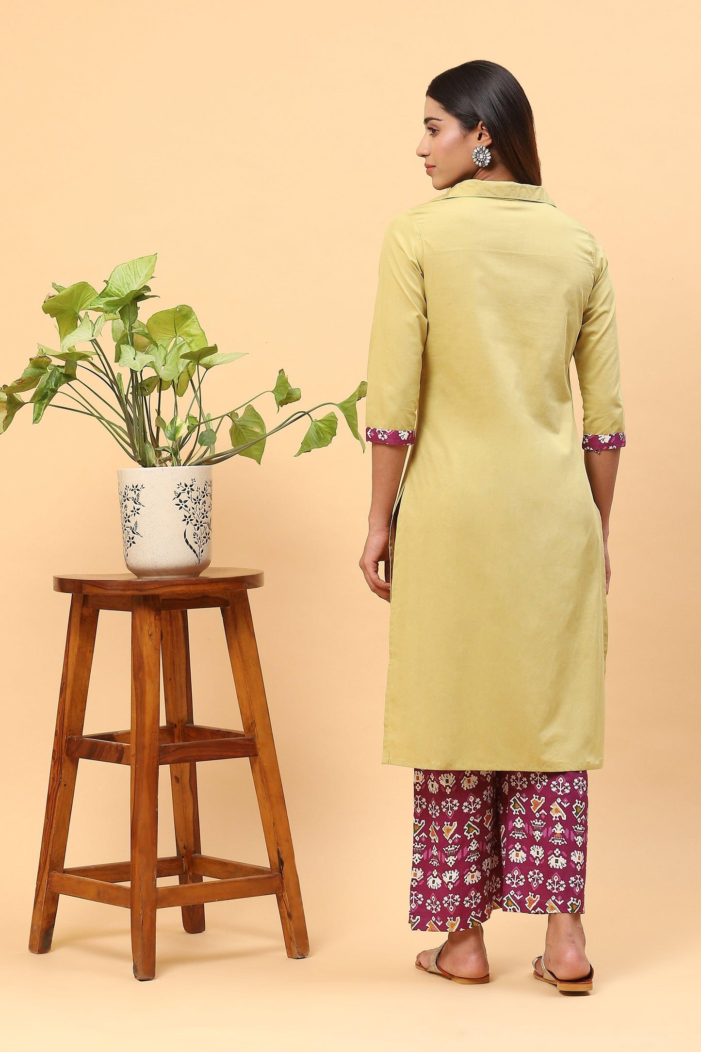 Pihu Tea Green Floral Kurta Set