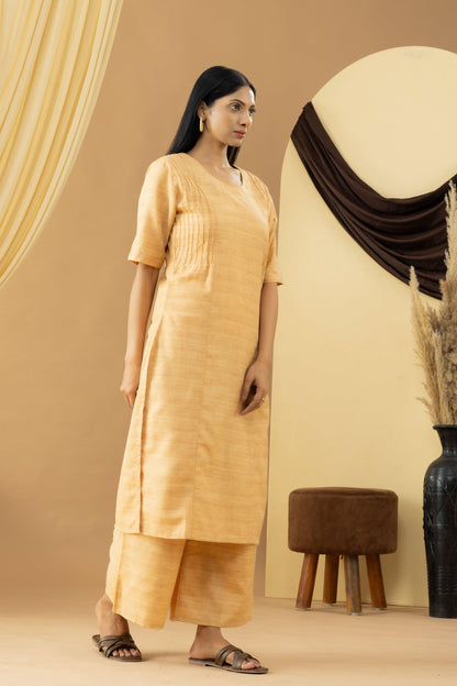 Harsingaar Off White Khadi Kurta set