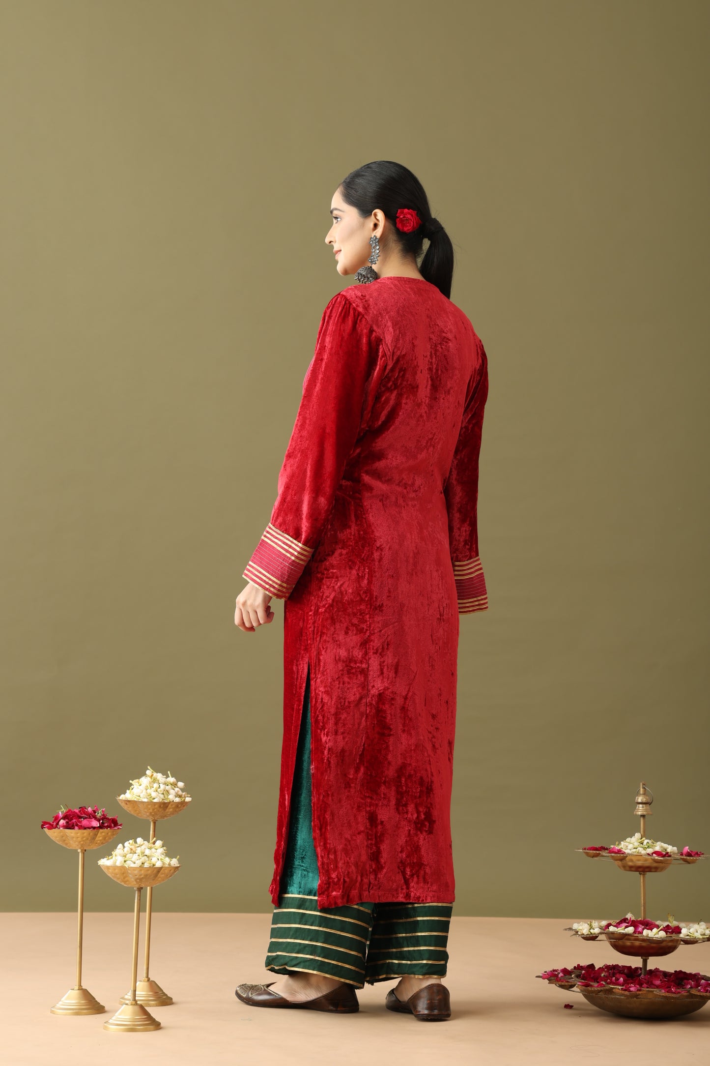 Utsaah Red And Green Velvet Gotta Kurta Set