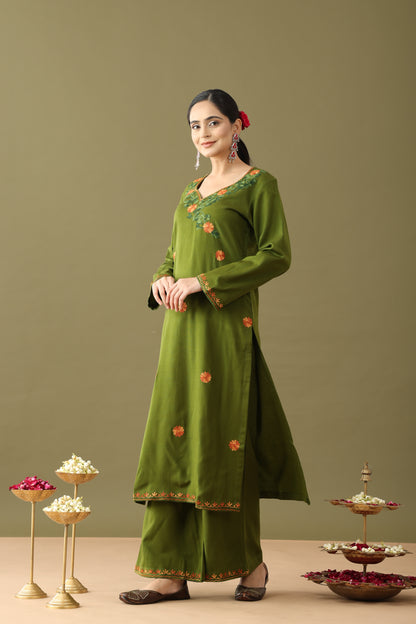 Utsaah Pea Green Aari Embroidery Kurta Set