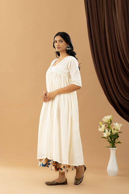 Bahaar Flour White Kurta Set